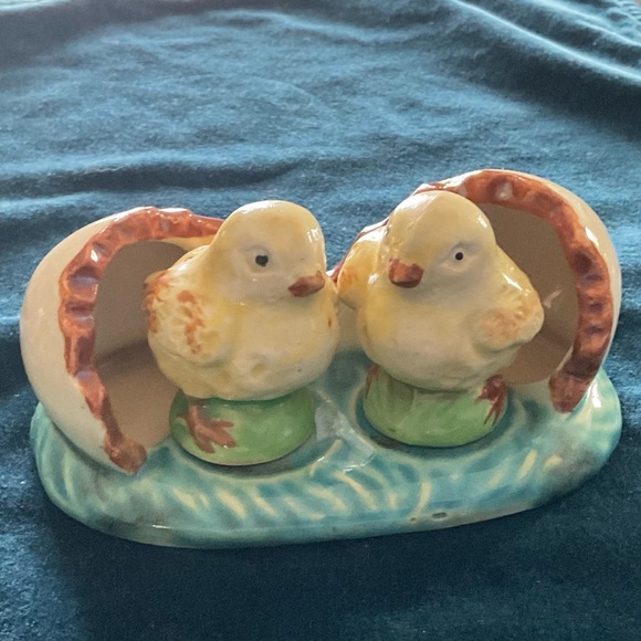 Other - Vintage salt and pepper shakers